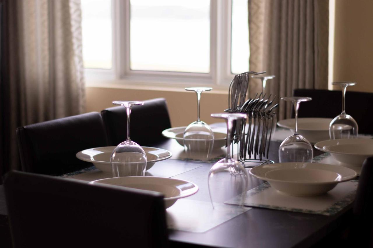 Azamat Self-Catering Apartment Pointe La Rue Ngoại thất bức ảnh